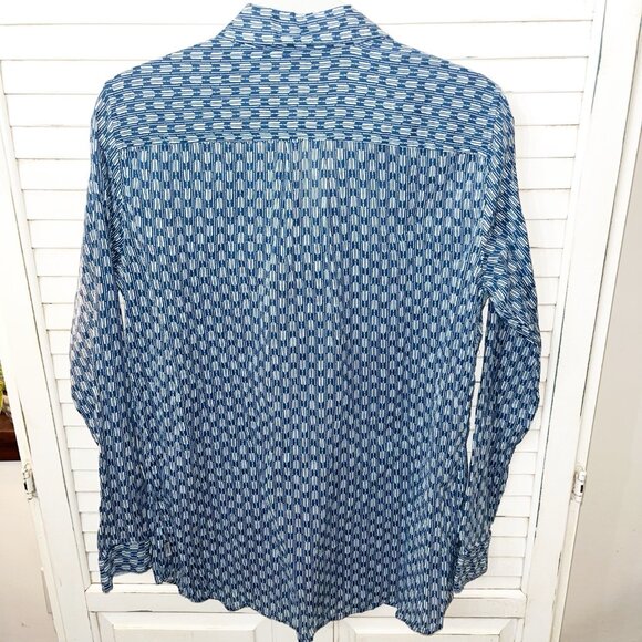 Eddie Bauer Button Up Shirt Womens Blue Long Sleeve Outdoor 100% Cotton Large - Picture 2 of 8